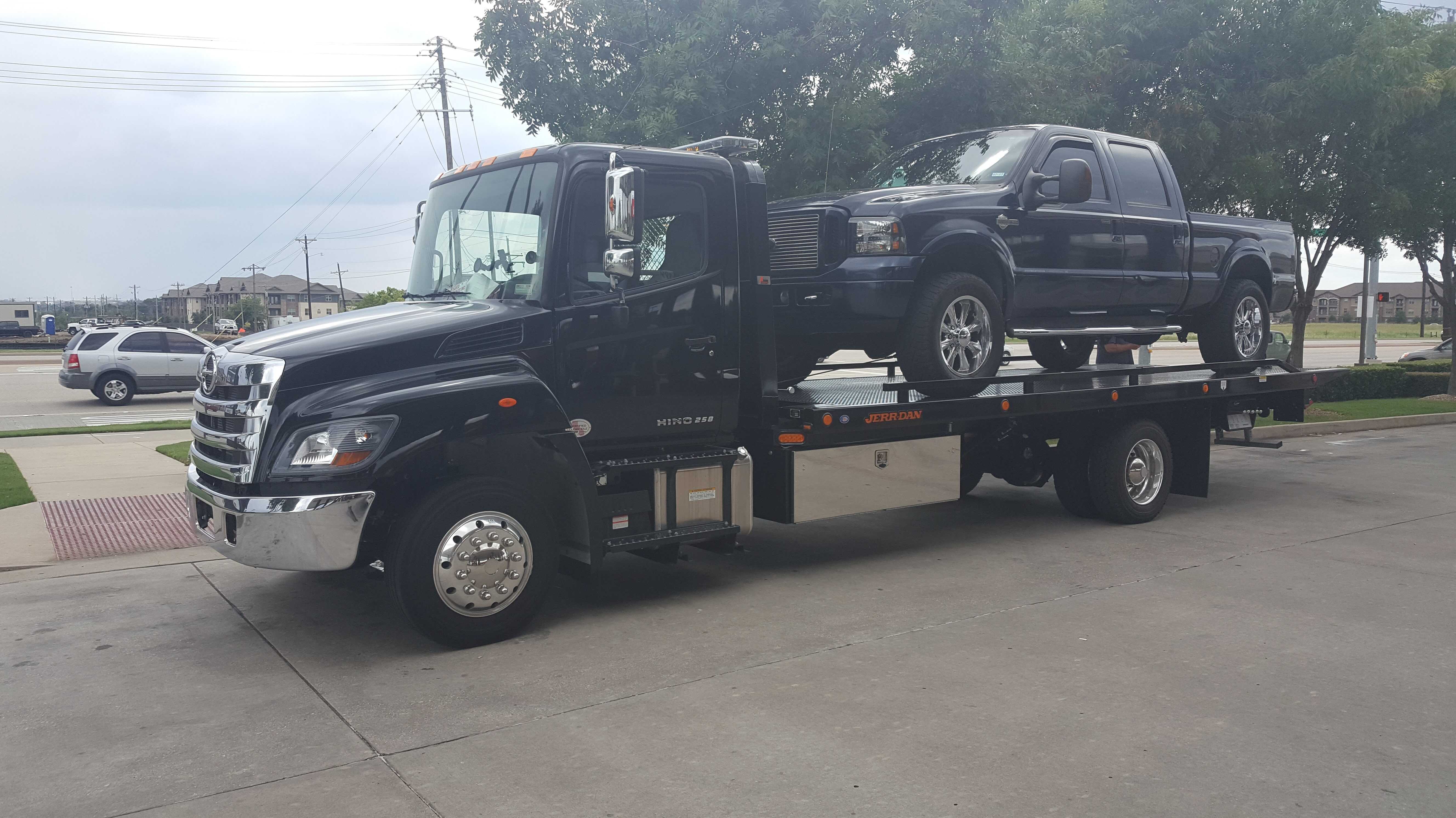 Towing Service & Roadside Assistance business image in Dallas, TX